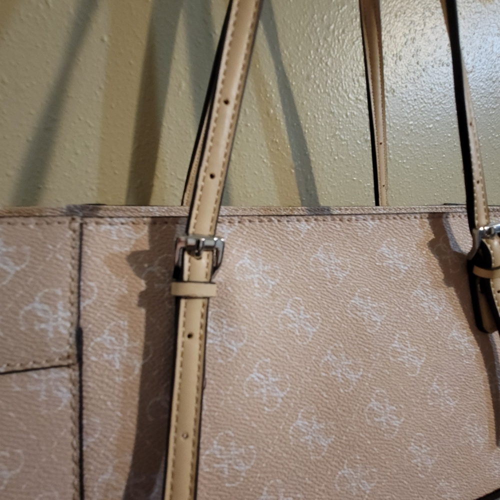 SOLD - Picture 2 of 6